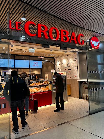 Le Crobag, рядом с вокзалом Salzburg Hauptbahnhof