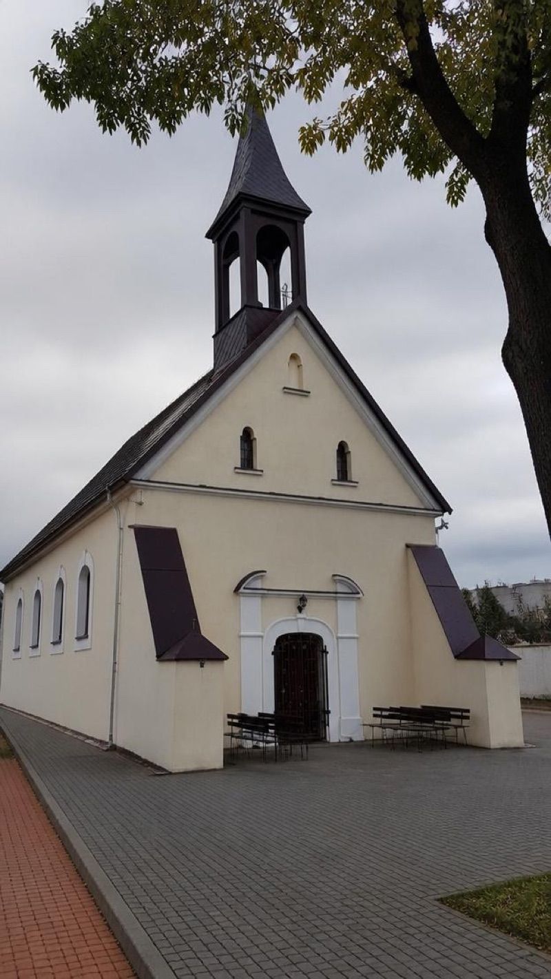 Kościół św. Jacka Odrowąża, cmentarny, atrakcja w pobliżu dworca Babimost