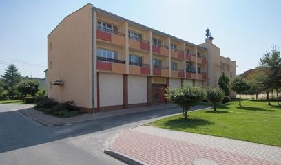 Groszek, sklep przy dworcu Babimost