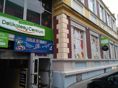 Delikatesy Centrum, магазин рядом с вокзалом Болеславец