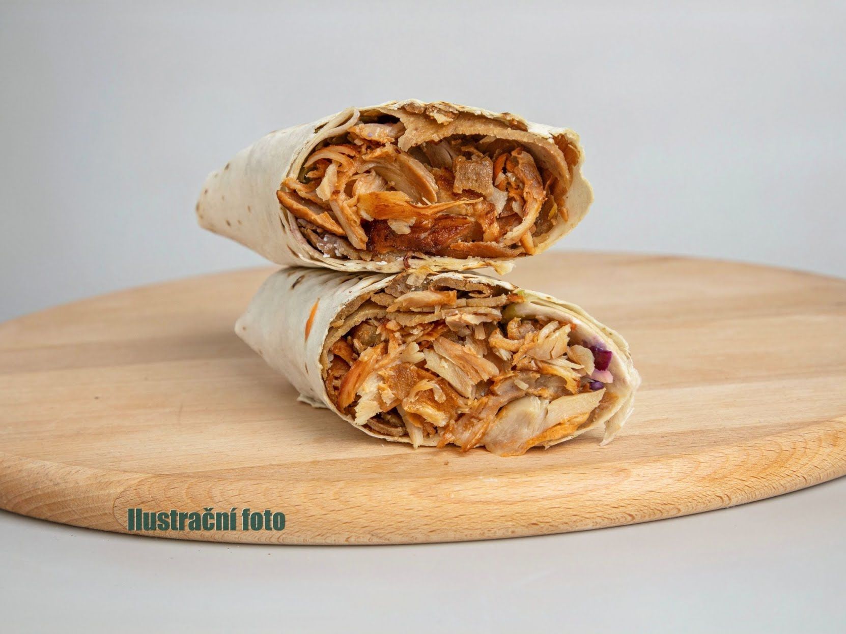 Ekinox Kebab, рядом с вокзалом Ostrawa