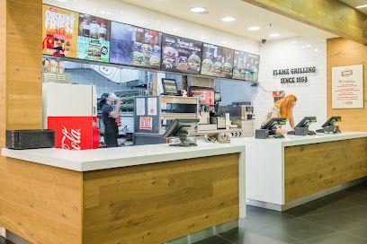Burger King, рядом с вокзалом Praha hlavní nádraží