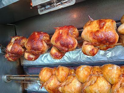 Food Truck u Zdzislawa, рядом с вокзалом Czersk