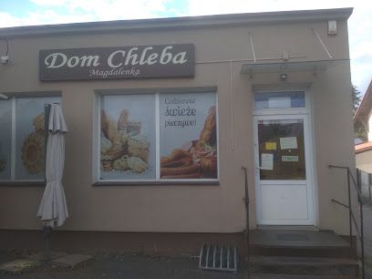 Magdalenka, рядом с вокзалом Czersk