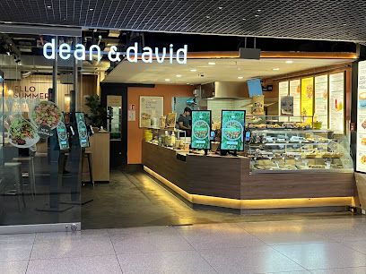dean&david, рядом с вокзалом München Hauptbahnhof