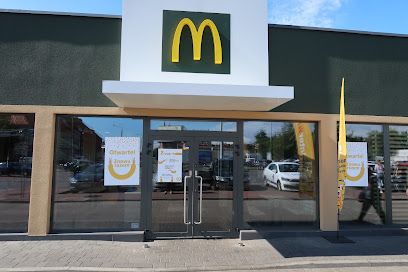 Restauracja McDonald's, рядом с вокзалом Grudziądz