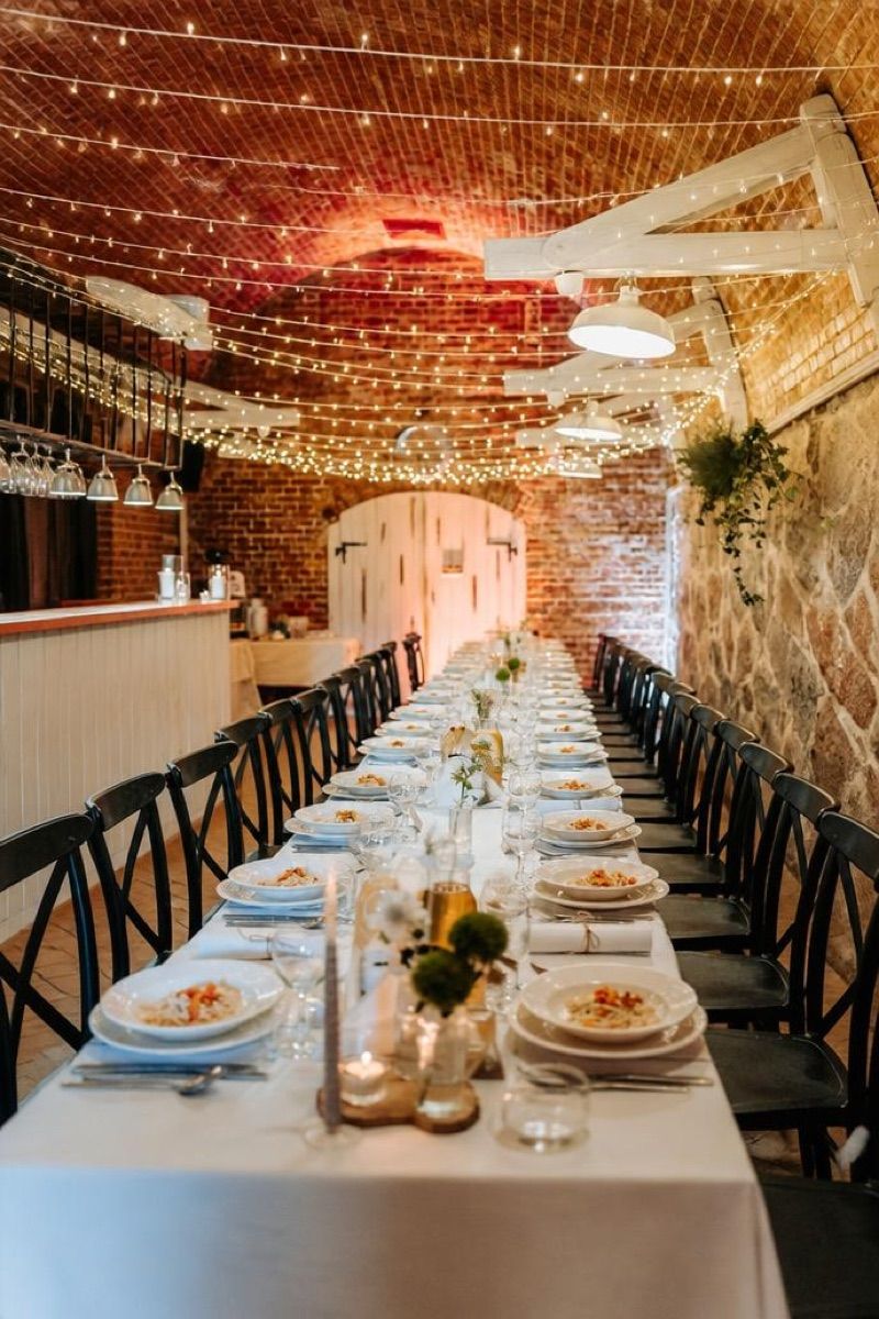 Restauracja Smocza Jama, okolice dworca Iława Główna