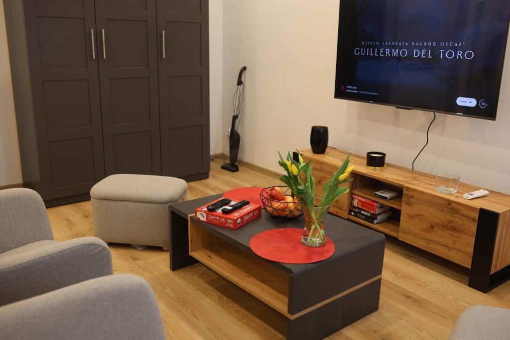 Apartament Nowa, жильё рядом с вокзалом Яроцин