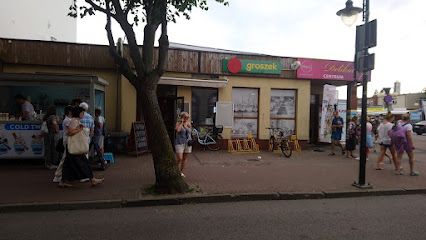 Groszek, магазин рядом с вокзалом Ястарня
