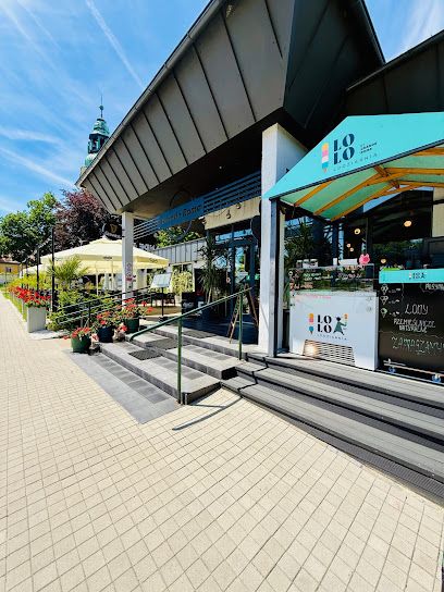 Restauracja Grande Roma - Cieplice, рядом с вокзалом Jelenia Góra Cieplice