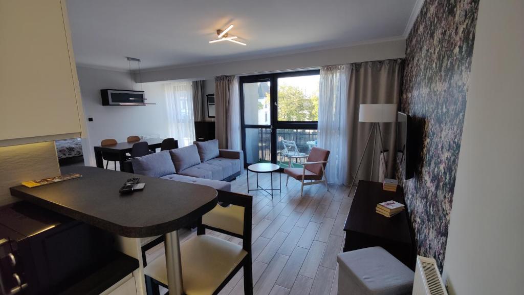 Apartament Madelain, жильё рядом с вокзалом Еленя Гура