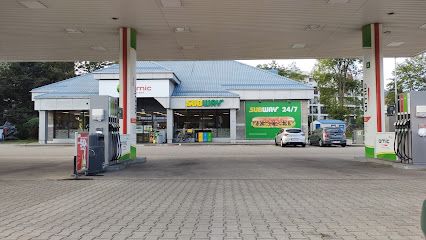 Subway, рядом с вокзалом Łódź Kaliska