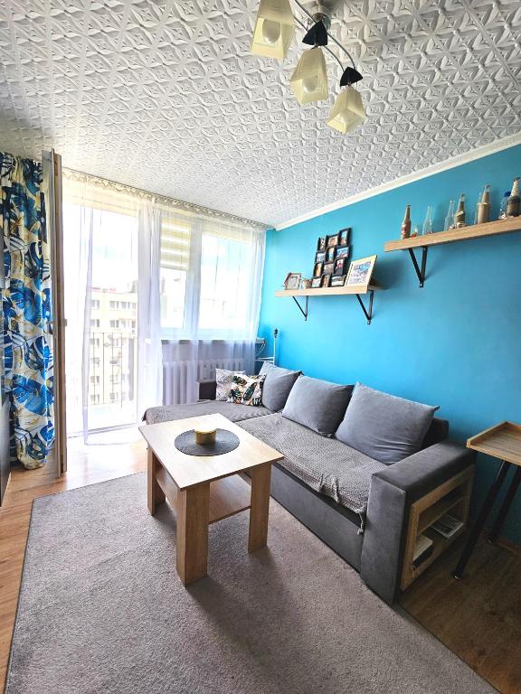 Apartament Błękitny Horyzont, жильё рядом с вокзалом Кендзежин-Козле