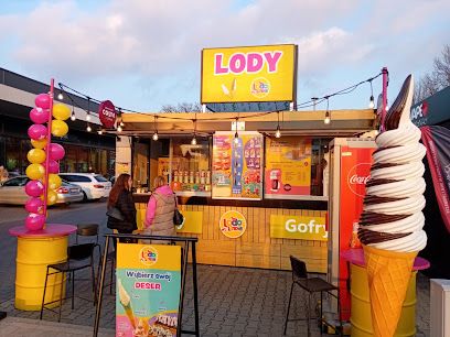 Lodolandia & Kołacz na Okrągło, рядом с вокзалом Konin