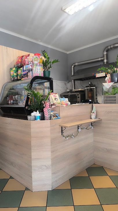 Bistro Misz-Masz, рядом с вокзалом Krzyż