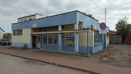Sklep spożywczy Spółdzielni Mleczarskiej, магазин рядом с вокзалом Łapy