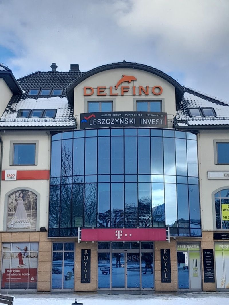 Galeria Delfino, торговый центр рядом с вокзалом Лемборк