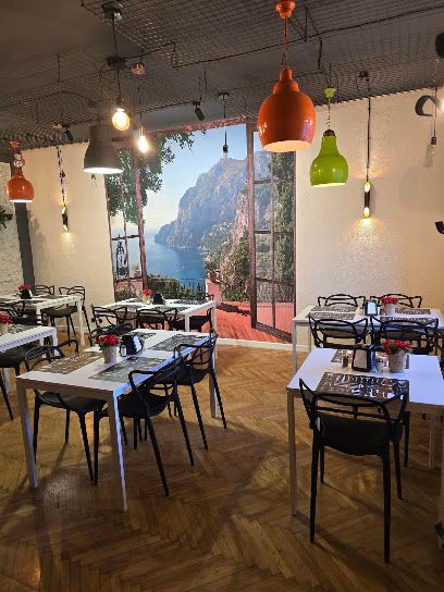 Koperek Bistro. Obiady domowe., рядом с вокзалом Łodź Fabryczna