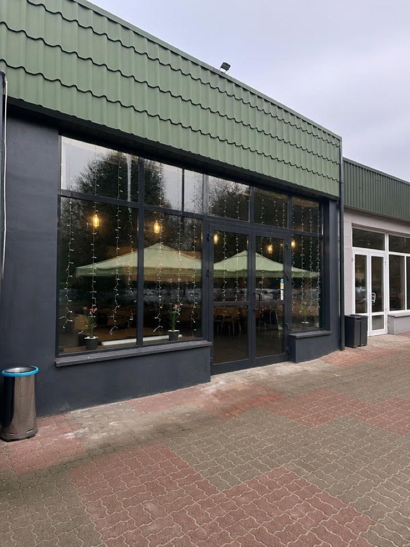 SMAK INDII Restauracja Grill&Kebab, рядом с вокзалом Łódź Żabieniec