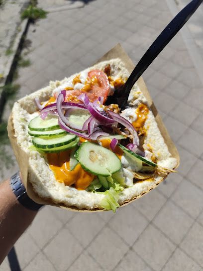 82-200 Kebab, рядом с вокзалом Malbork