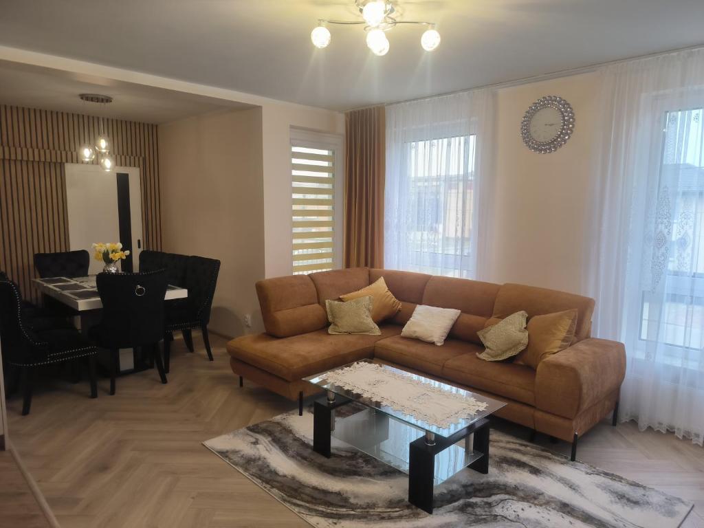 Apartament Mońki - Gold Center, жильё рядом с вокзалом Моньки