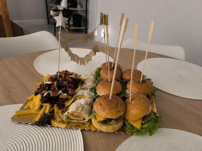 Deaf Beef, рядом с вокзалом Morąg
