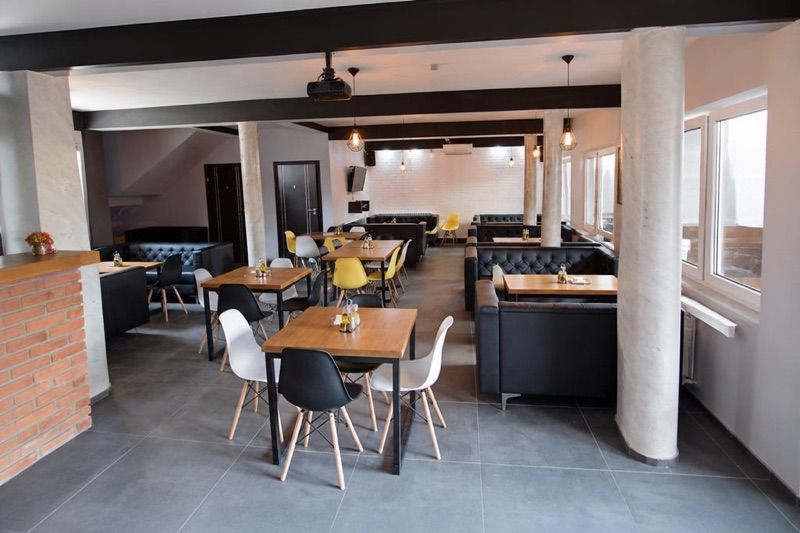 Pizzeria Rawiola, рядом с вокзалом Nowa Sarzyna