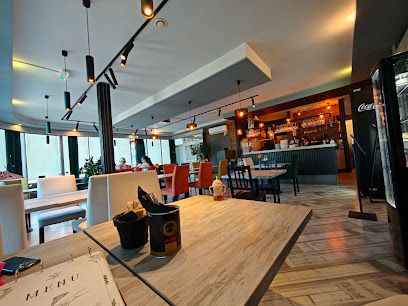 Mikeloangelo Pizza&Pasta, рядом с вокзалом Nowy Dwór Mazowiecki