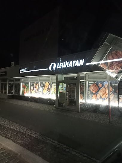 Lewiatan, магазин рядом с вокзалом Nysa
