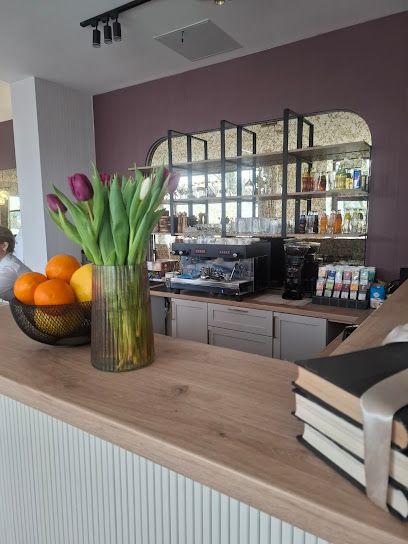 Bistro & Restauracja Z Pieca, рядом с вокзалом Oświęcim