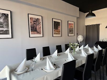 LOFT 74 Restauracja, рядом с вокзалом Pabianice