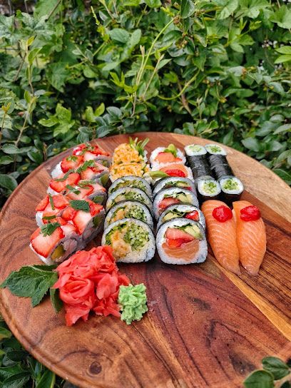 Sushi Piaseczno, рядом с вокзалом Piaseczno