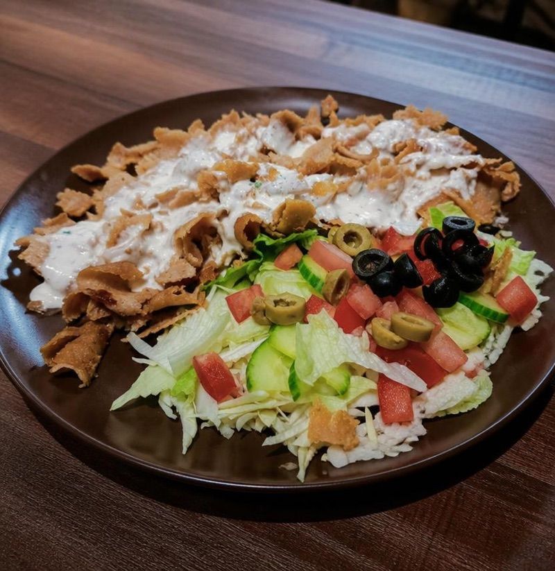 Bondhu kebab & Bistro Pilawa, рядом с вокзалом Pilawa