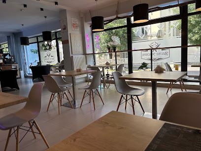BistroMachina, рядом с вокзалом Piotrków Trybunalski