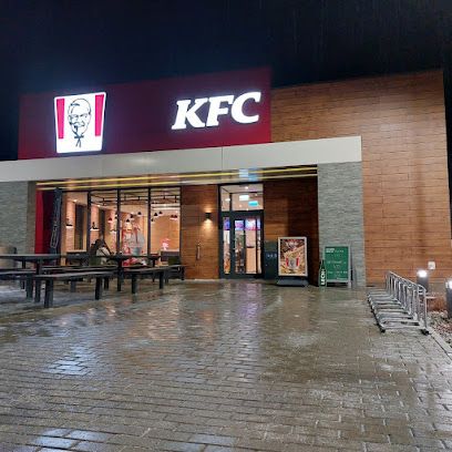 KFC Poronin, рядом с вокзалом Poronin
