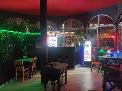U GOSI FOOD & PUB, рядом с вокзалом Poznań Główny