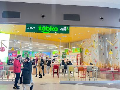 Żabka | Prosto z pieca, магазин рядом с вокзалом Poznań Główny
