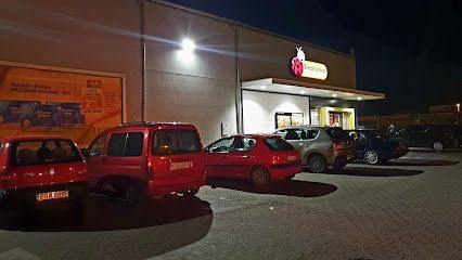 Biedronka, магазин рядом с вокзалом Radomsko