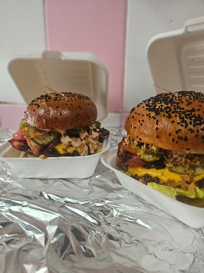 PinkBite, рядом с вокзалом Stargard