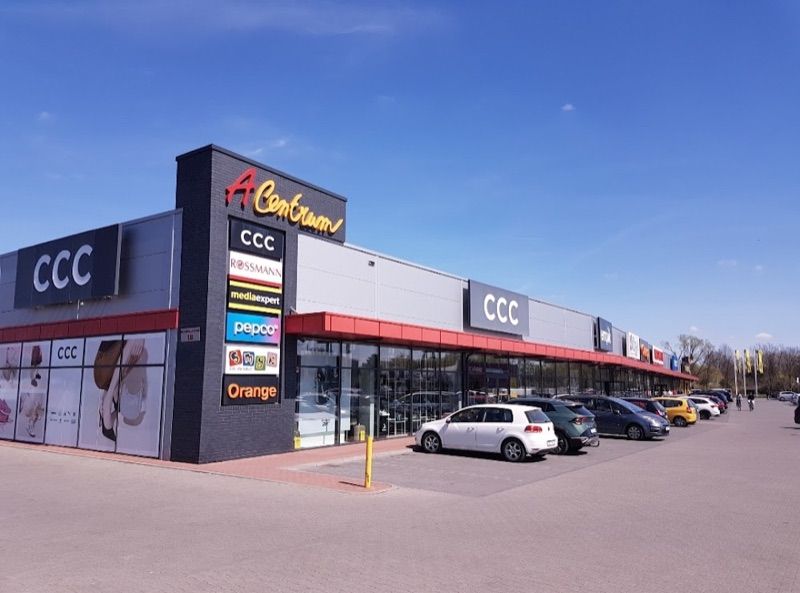 Park Handlowy "A Centrum", торговый центр рядом с вокзалом Стшельце-Опольске