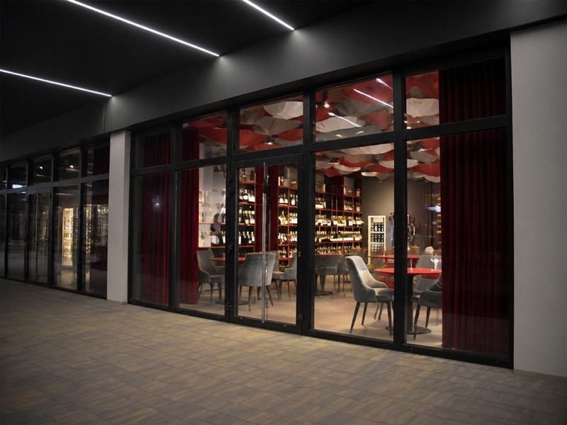 MineWine Bistro & WineBar, okolice dworca Swarzędz
