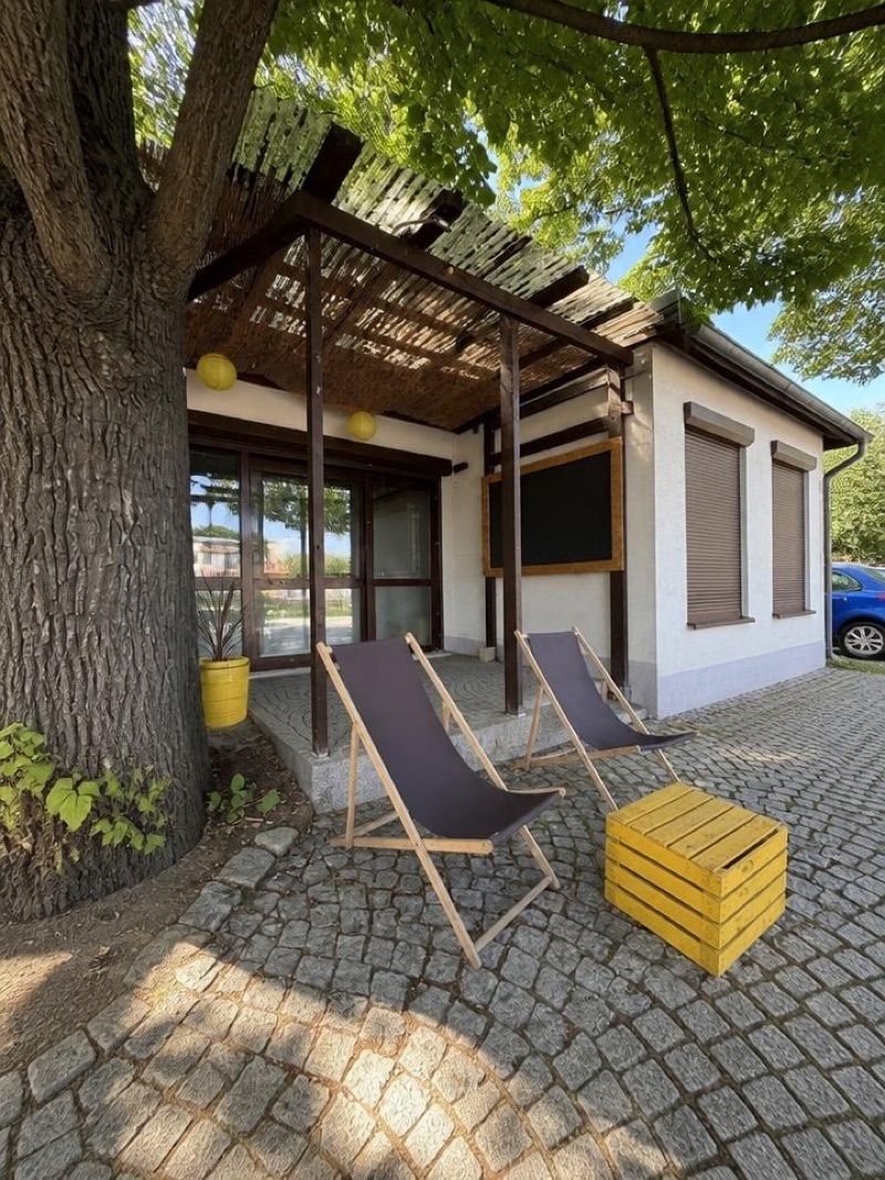 Ginger Concept, рядом с вокзалом Świdnica Miasto