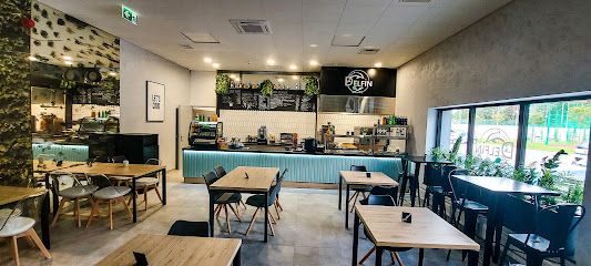Bar Delfin, рядом с вокзалом Świdnik Miasto