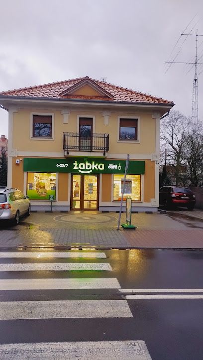 Żabka, магазин рядом с вокзалом Świebodzin