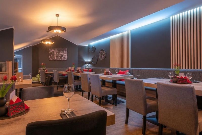 Restauracja MARATINO, рядом с вокзалом Szamotuły