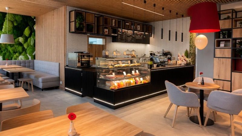 House of Coffee, рядом с вокзалом Tarnowskie Góry