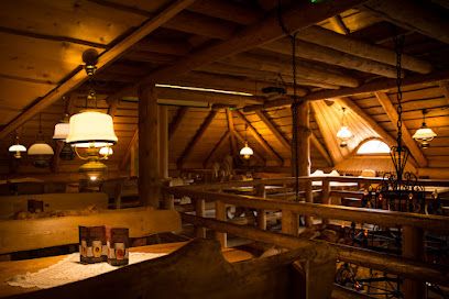 Karczma Wrzos - Restauracja, Browar i Destylarnia rzemieślnicza, рядом с вокзалом Ustroń Zdrój