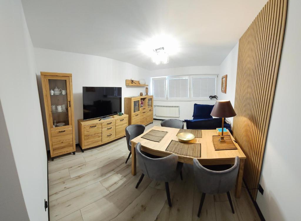 apartament 1000-lecia, жильё рядом с вокзалом Wabrzezno