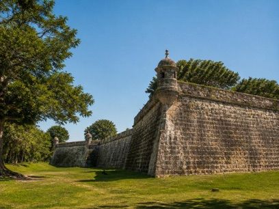 Fort "Zbarż", atrakcja w pobliżu dworca Warszawa Służewiec