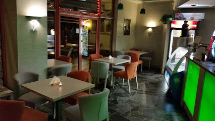 Restauracja Ika. Cafe-bar, рядом с вокзалом Władysławowo